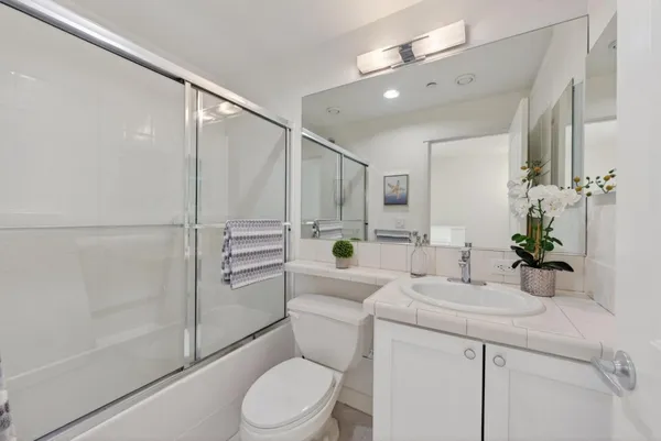 $949,888 | 231 Cahill Park Drive, San Jose, CA 95126