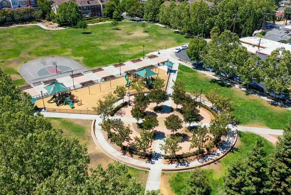 $949,888 | 231 Cahill Park Drive, San Jose, CA 95126