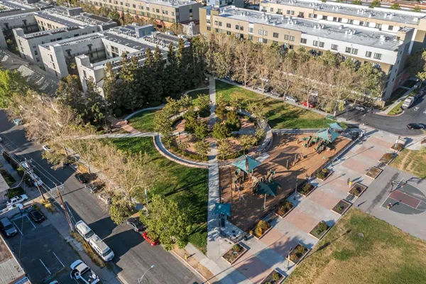 $949,888 | 231 Cahill Park Drive, San Jose, CA 95126