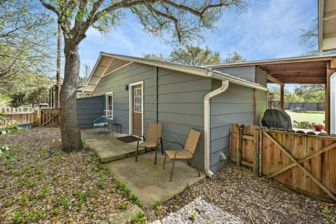 a view of house with a outdoor space