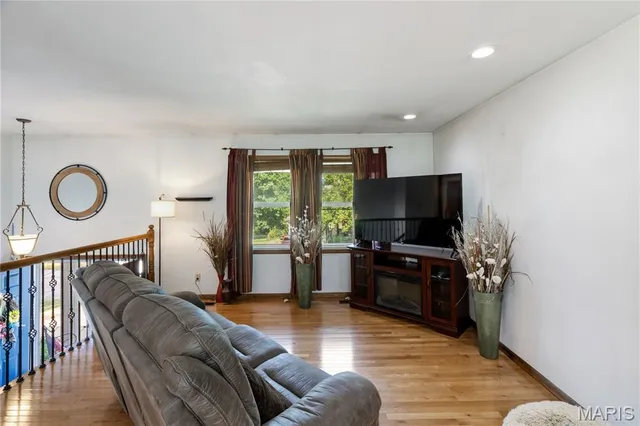 $265,000 | 518 Westwood Place, Festus, MO 63028