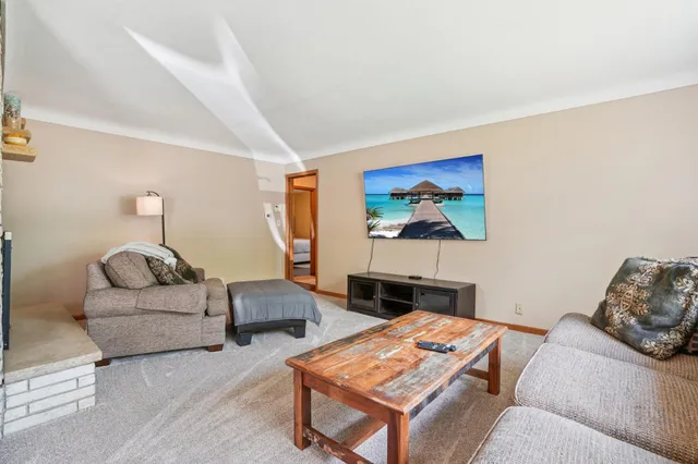 $359,900 | 4107 White Bear Avenue, White Bear Lake, MN 55110