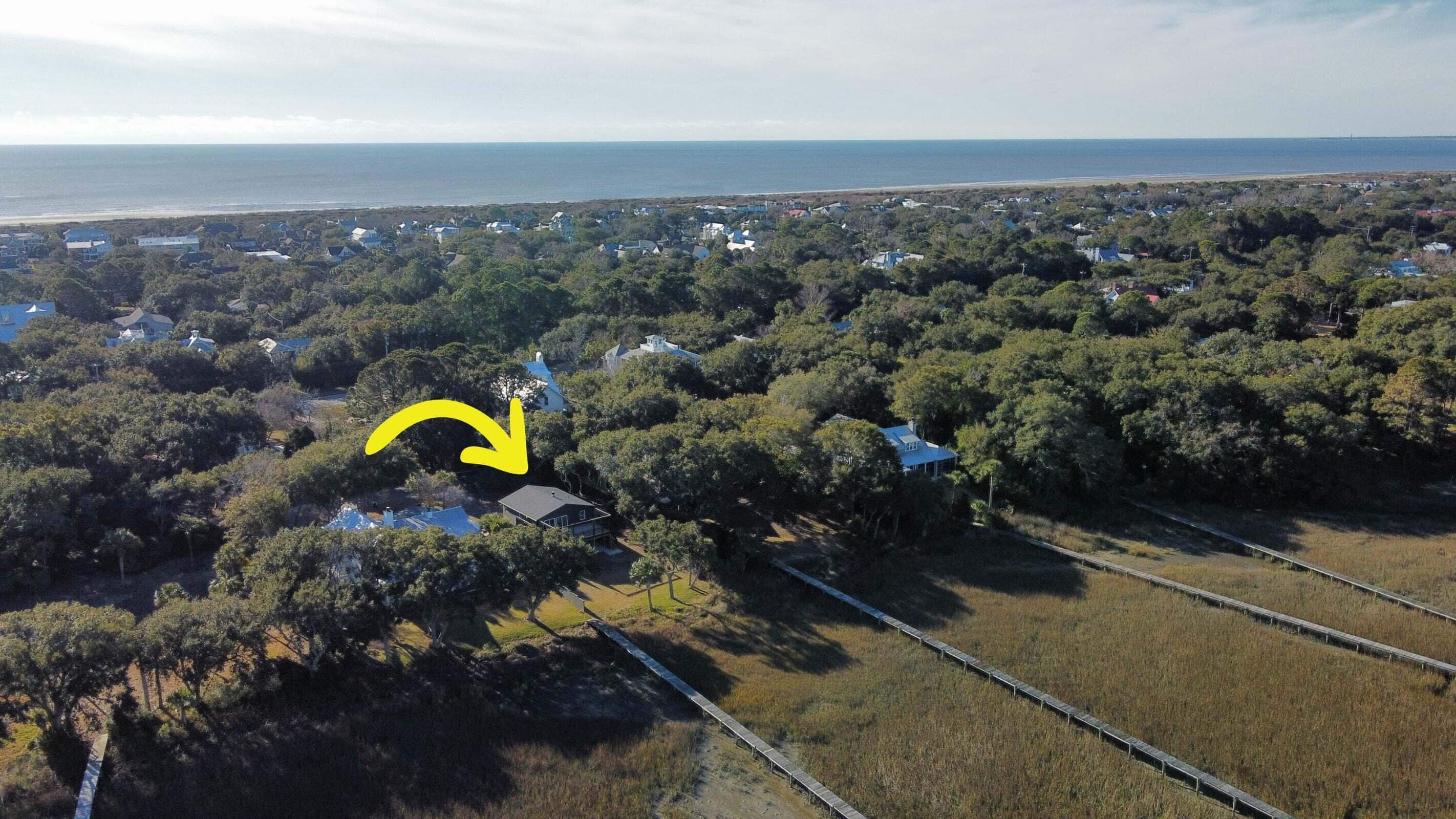 2720 Goldbug Avenue, Unit B Sullivans Island, SC 29482 - Photo 21 of 22 20250120160107582213000000-o