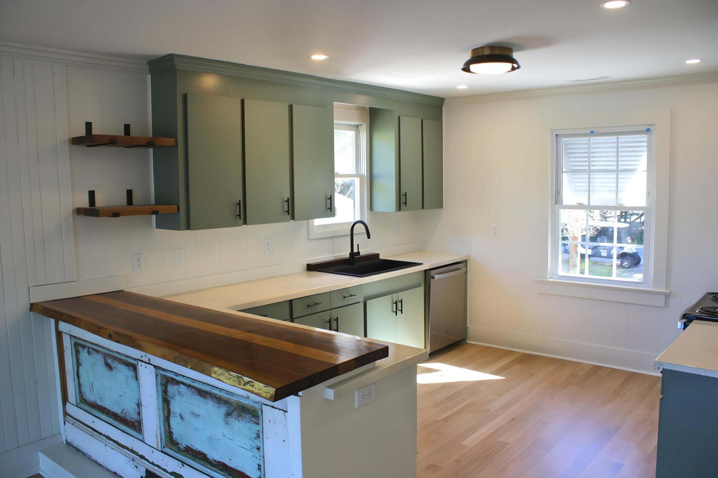 2720 Goldbug Avenue, Unit B Sullivans Island, SC 29482 - Photo 7 of 22 20250113173414723866000000-o