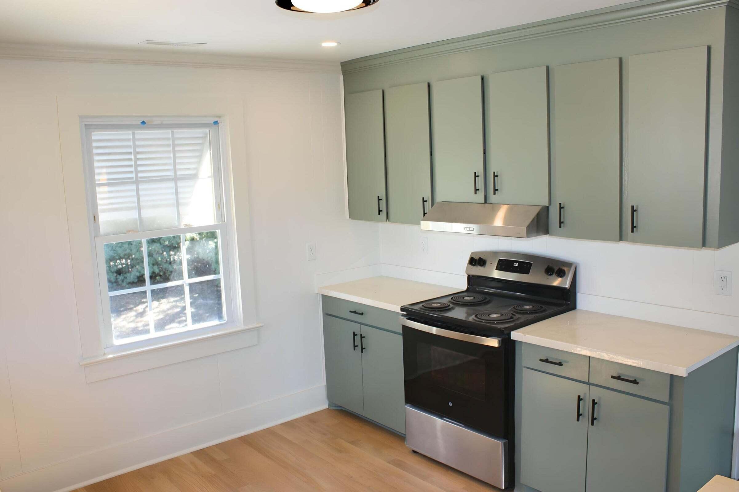 2720 Goldbug Avenue, Unit B Sullivans Island, SC 29482 - Photo 8 of 22 20250113173421267664000000-o