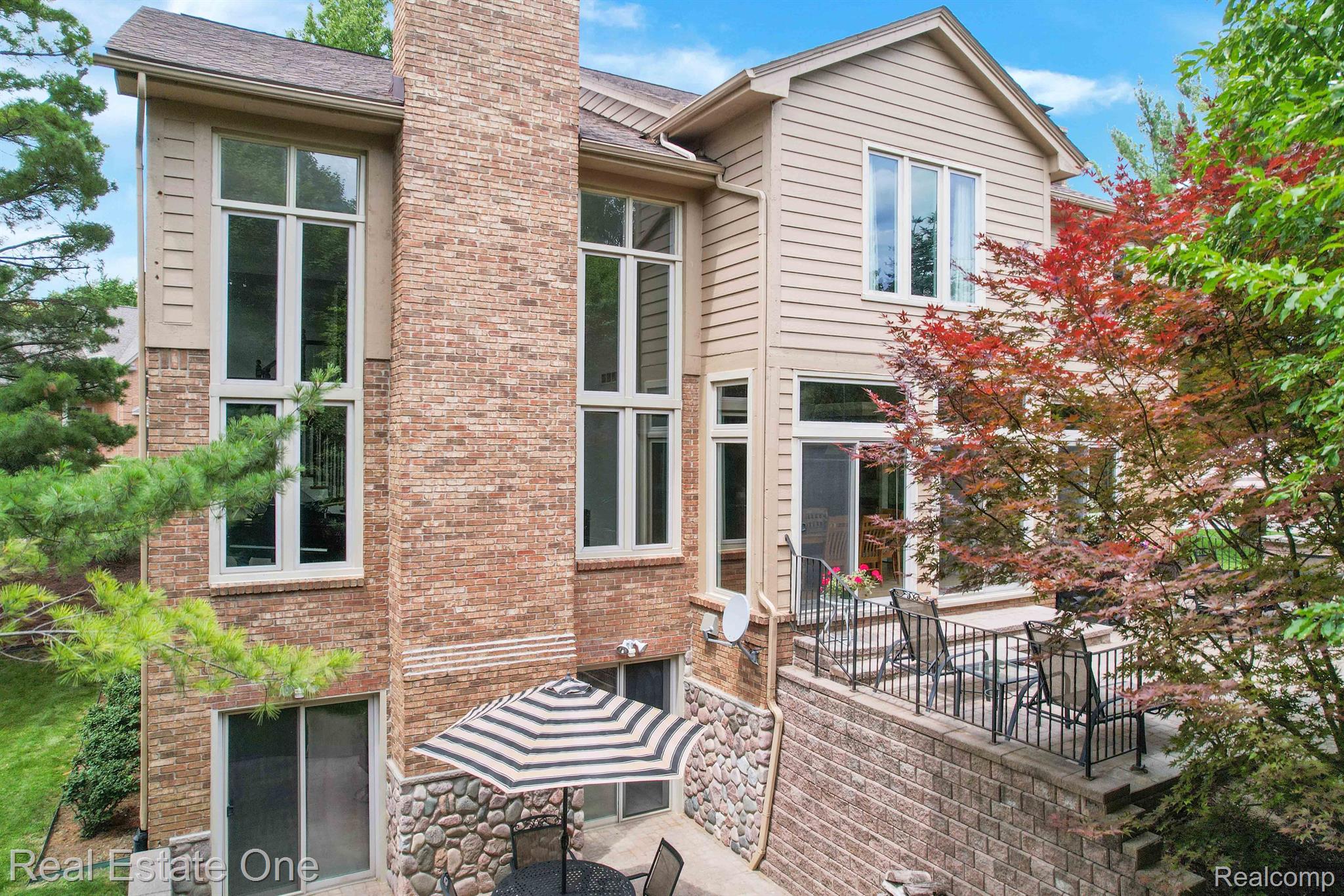 1938 Grayslake Drive Rochester, MI 48306 - Photo 62 of 65 Lots of windows brings in outdoor light