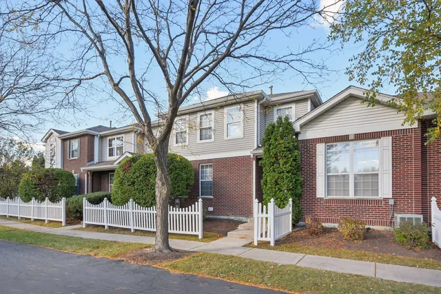 $280,000 | 18627 West Point Drive, Tinley Park, IL 60477