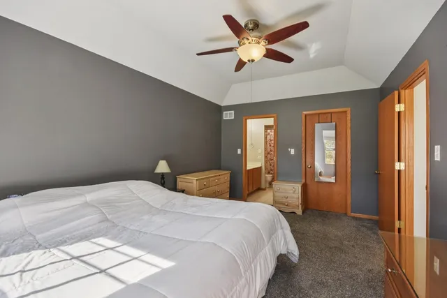 $280,000 | 18627 West Point Drive, Tinley Park, IL 60477