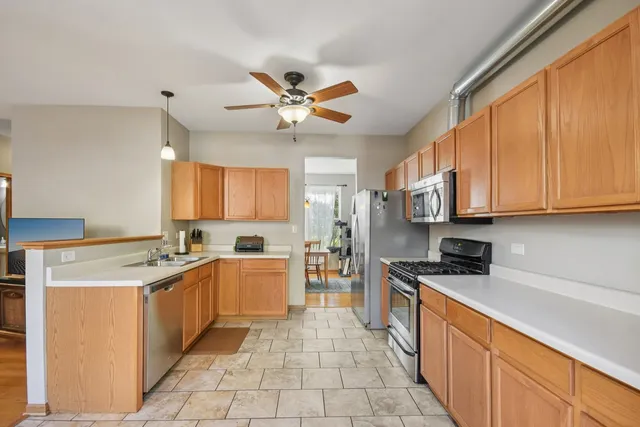 $280,000 | 18627 West Point Drive, Tinley Park, IL 60477