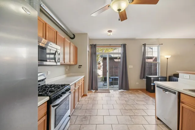 $280,000 | 18627 West Point Drive, Tinley Park, IL 60477