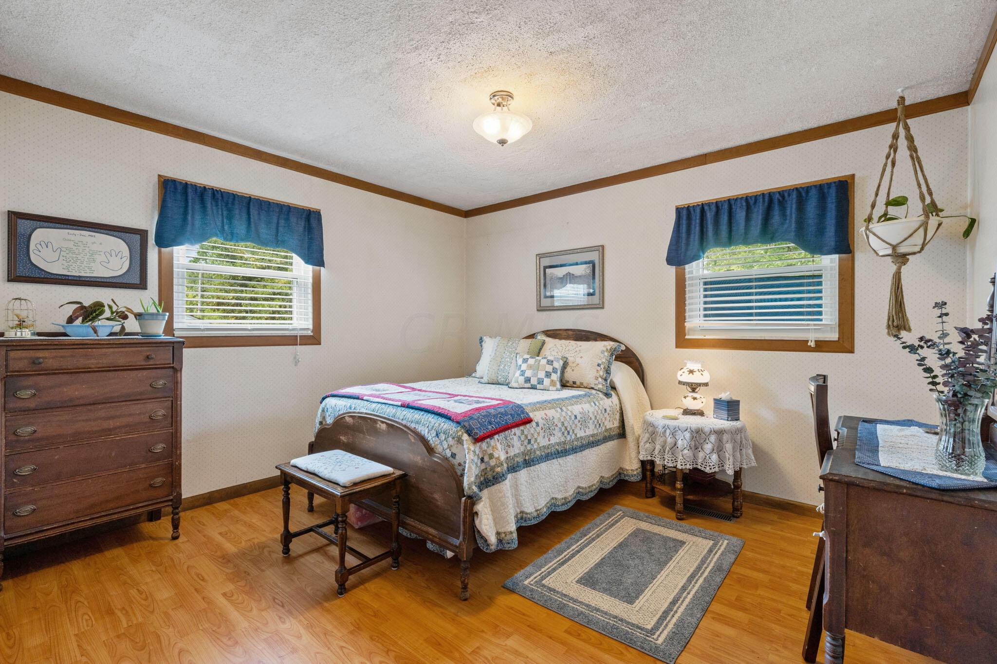 195 Regents Road Columbus, OH 43230 - Photo 30 of 45 2023-7-19 195 Regents Rd 32