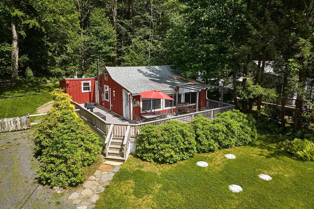 44 Aberdeen Road Goshen, MA 01096 - Photo 6 of 34