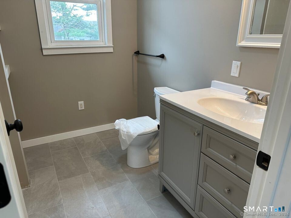44 South Elm Street Wallingford, CT 06492 - Photo 11 of 15