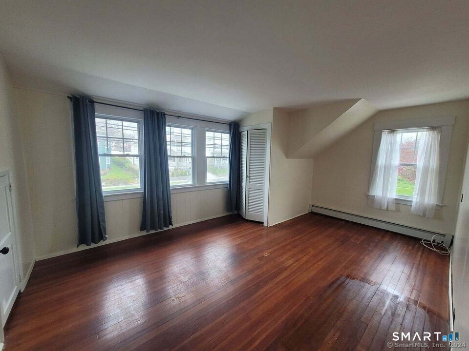 44 South Elm Street Wallingford, CT 06492 - Photo 9 of 15