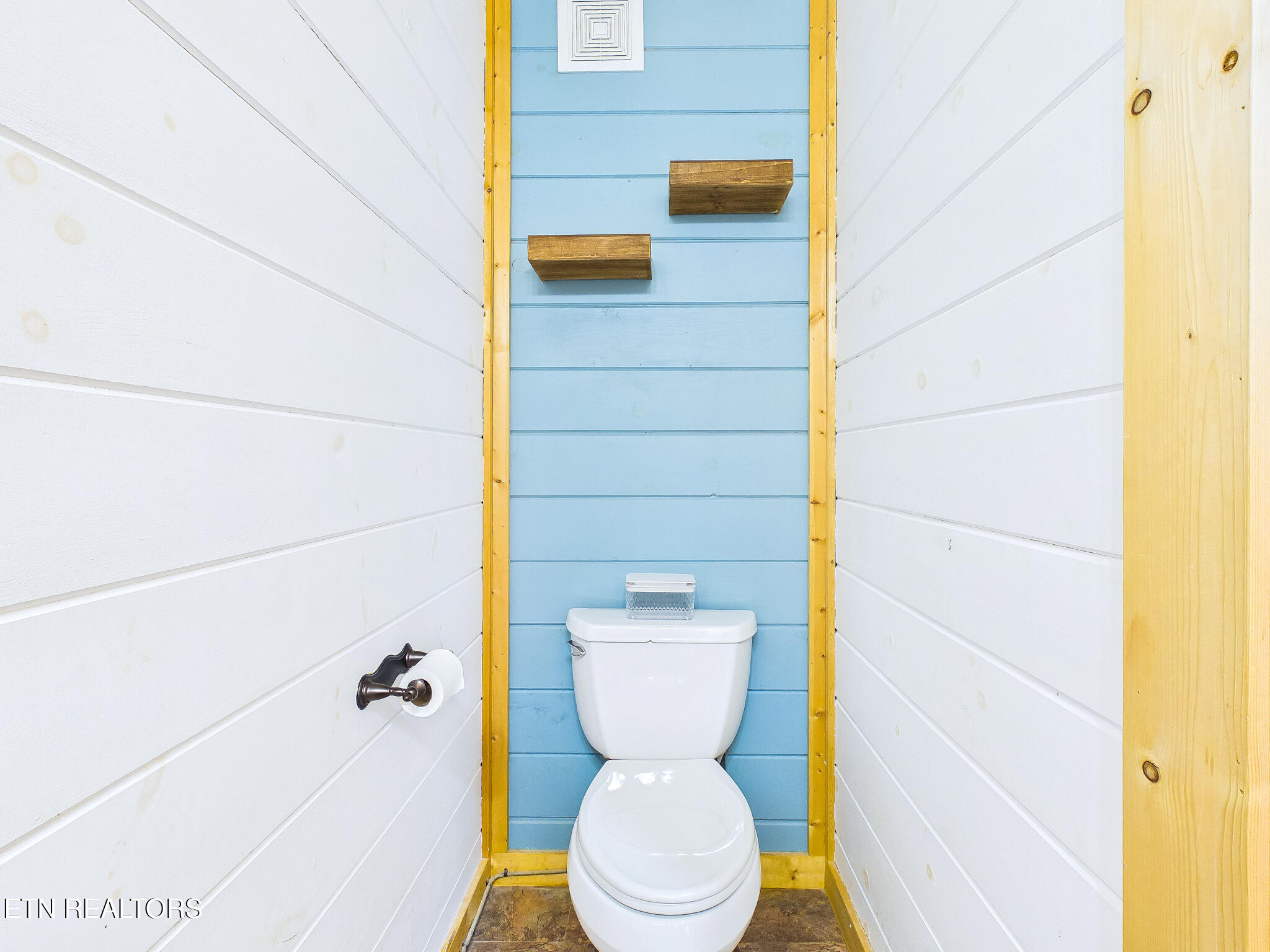 1750 Hiwassee Road Sweetwater, TN 37874 - Photo 16 of 60 018