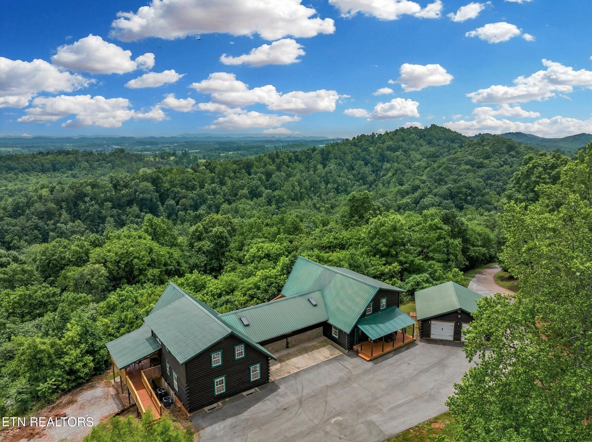 1750 Hiwassee Road Sweetwater, TN 37874 - Photo 6 of 60 004