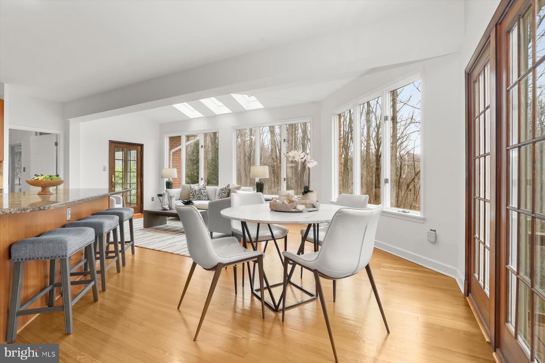 12400 Triadelphia Road Ellicott City, MD 21042 - Photo 14 of 67 Breakfast Table Area