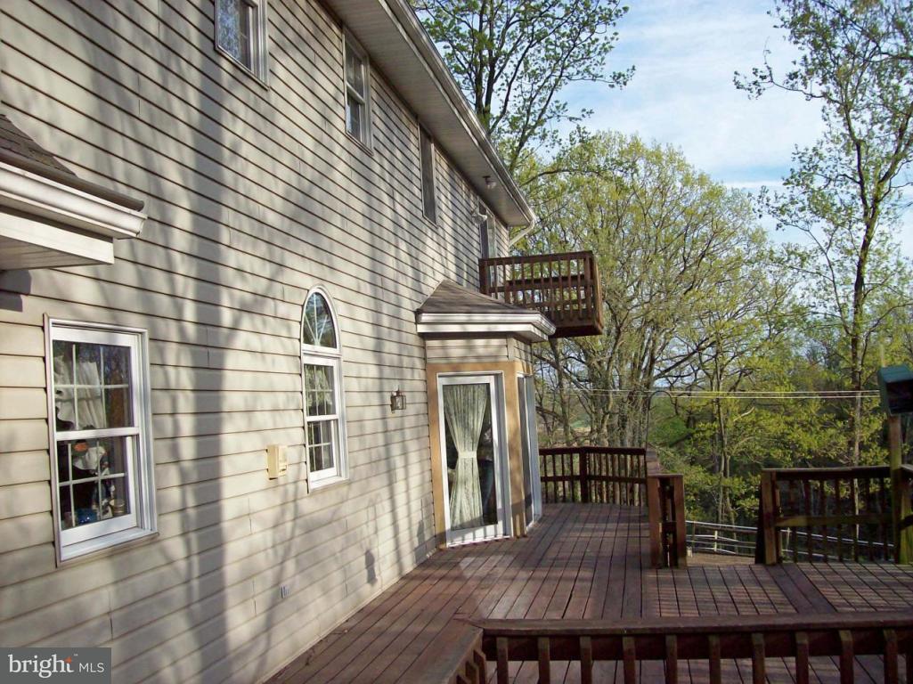 306 Farm Del Circle Lititz, PA 17543 - Photo 6 of 11
