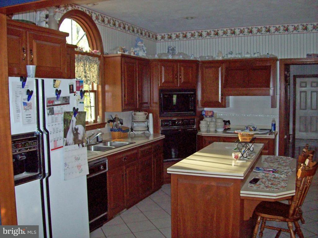 306 Farm Del Circle Lititz, PA 17543 - Photo 10 of 11