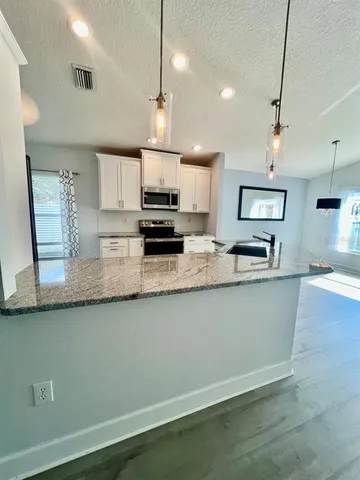 $2,400 | 25330 Flying Ebony Lane, Wesley Chapel, FL 33544