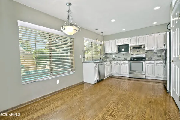 $725,000 | 1335 East Sunburst Lane, Tempe, AZ 85284