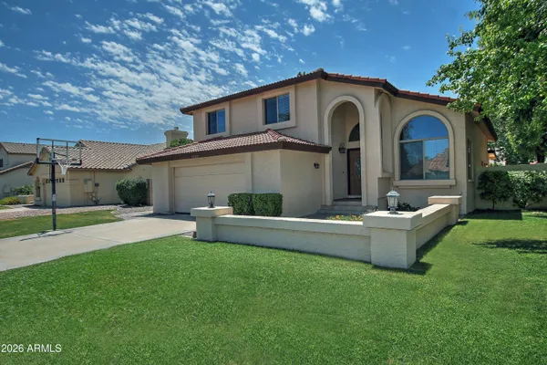 $725,000 | 1335 East Sunburst Lane, Tempe, AZ 85284