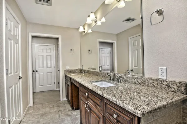 $725,000 | 1335 East Sunburst Lane, Tempe, AZ 85284