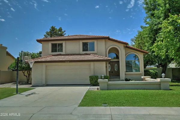 $725,000 | 1335 East Sunburst Lane, Tempe, AZ 85284