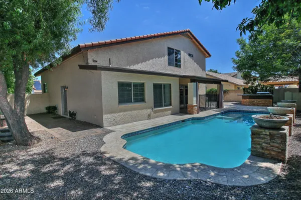 $725,000 | 1335 East Sunburst Lane, Tempe, AZ 85284