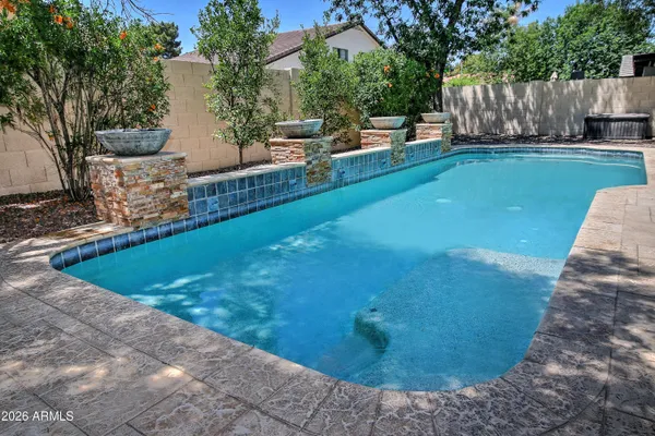 $725,000 | 1335 East Sunburst Lane, Tempe, AZ 85284