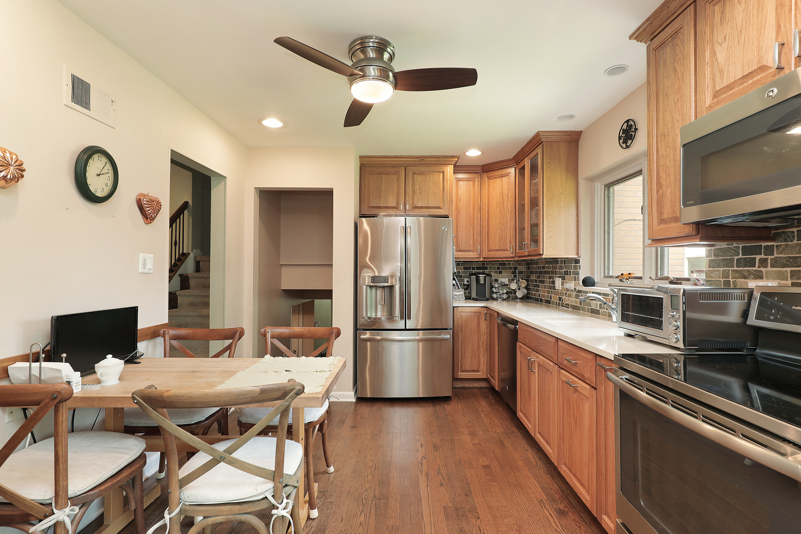 1341 Carlisle Place Deerfield, IL 60015 - Photo 5 of 20