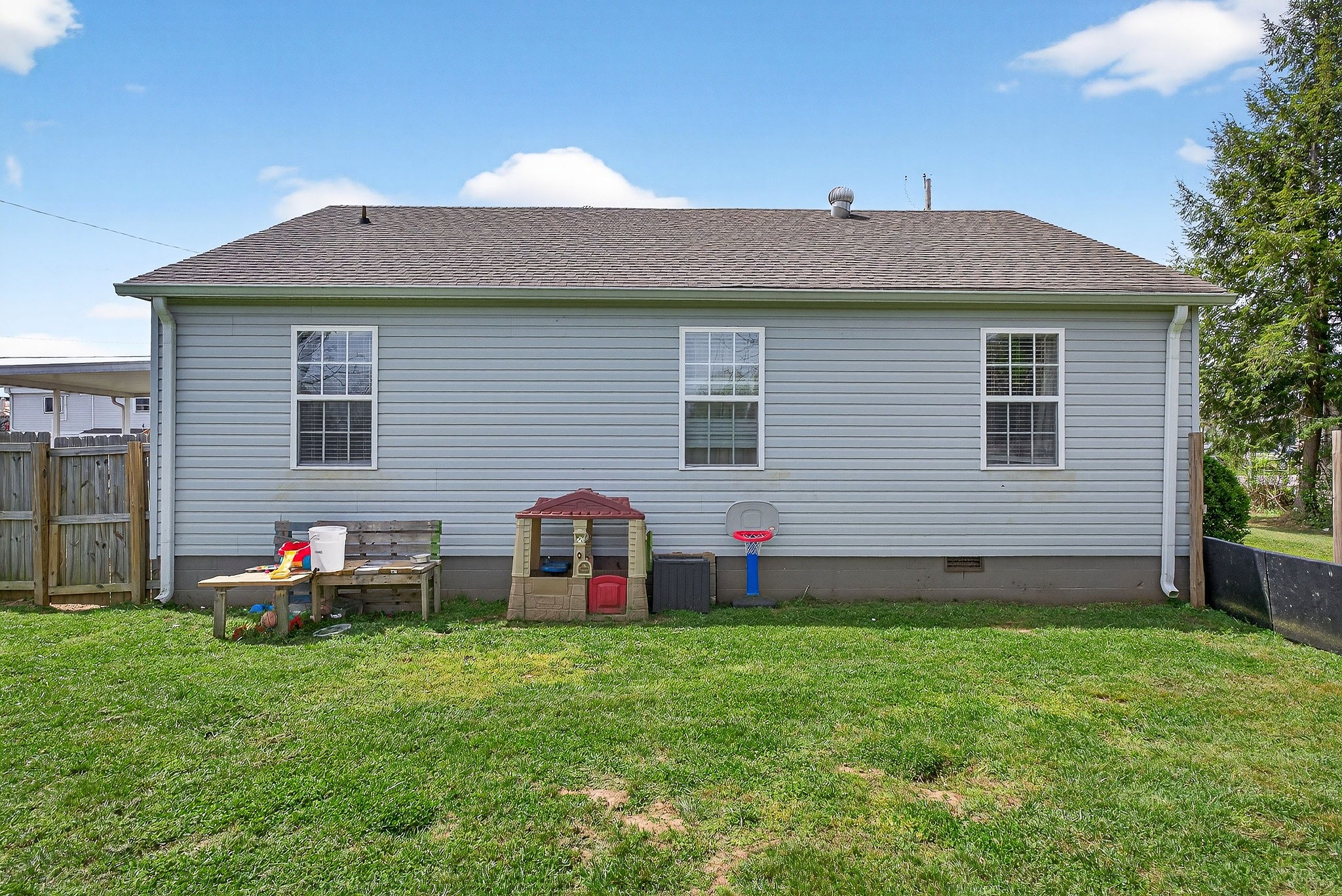 348 Burley Street Sparta, TN 38583 - Photo 11 of 35