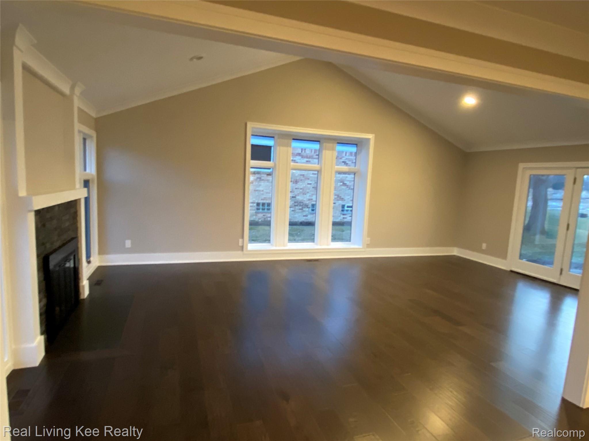 799 Snowmass Drive Rochester, MI 48309 - Photo 13 of 61 IMG-8125.jpg