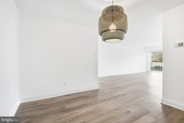 $284,888 | 1300 Army Navy Drive, Unit 124, Arlington, VA 22202