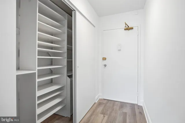 $284,888 | 1300 Army Navy Drive, Unit 124, Arlington, VA 22202