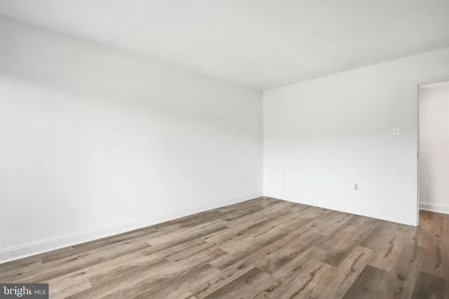 $284,888 | 1300 Army Navy Drive, Unit 124, Arlington, VA 22202