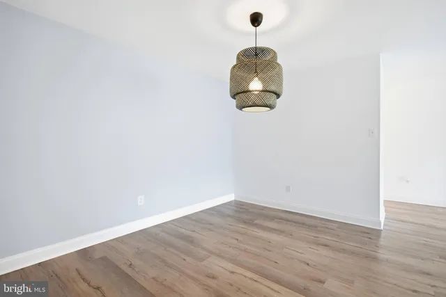 $284,888 | 1300 Army Navy Drive, Unit 124, Arlington, VA 22202