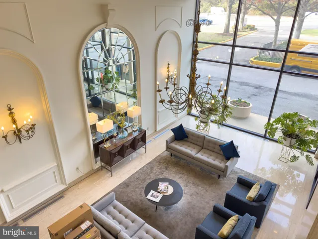 $284,888 | 1300 Army Navy Drive, Unit 124, Arlington, VA 22202