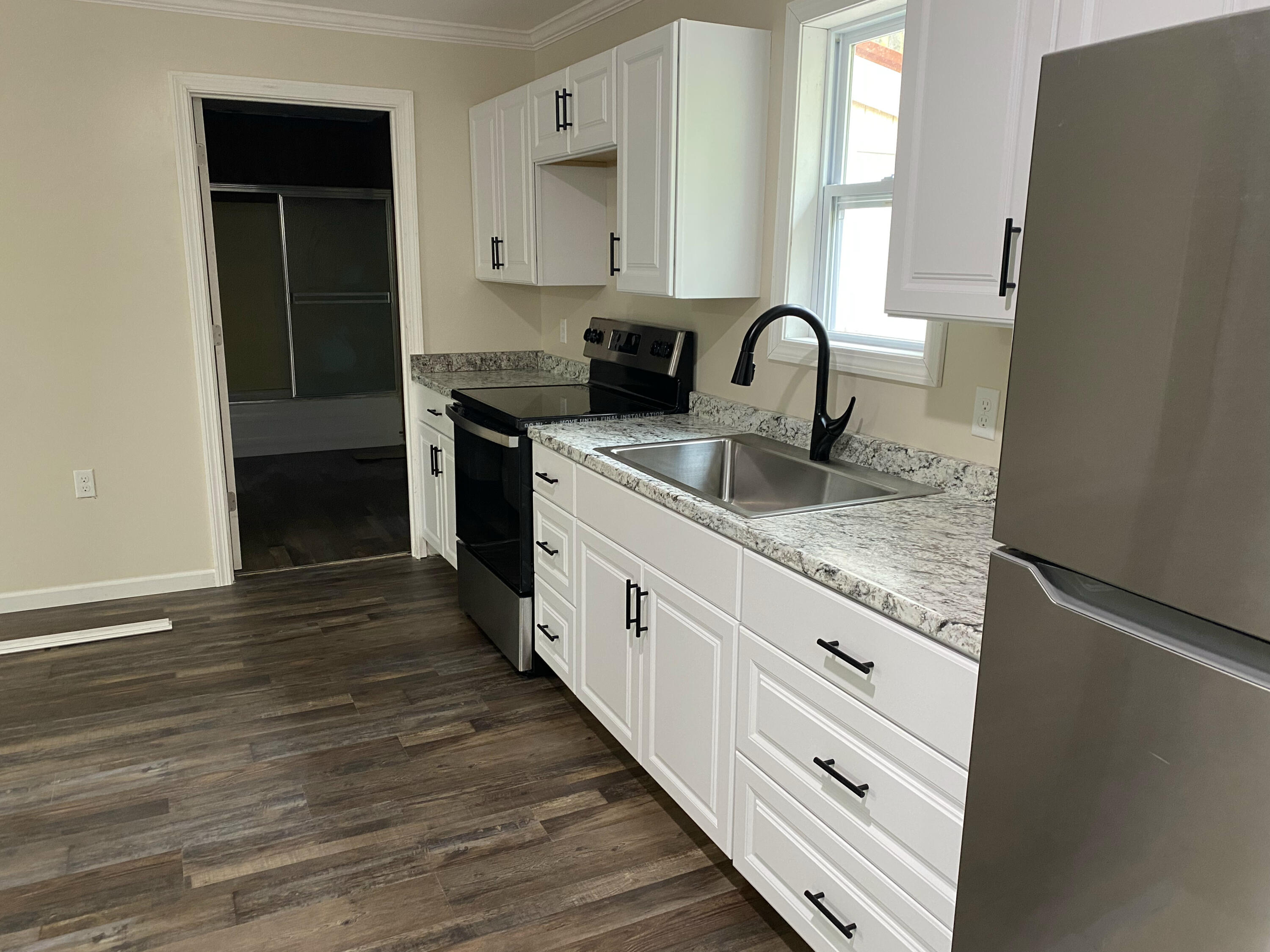 4231 Long Lake Road Cheboygan, MI 49721 - Photo 5 of 24 Gallery Image 5