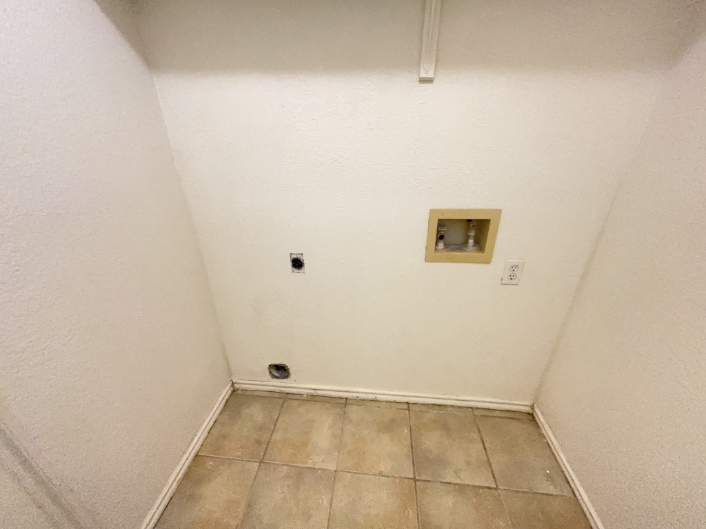 3413 Walleye Way Round Rock, TX 78665 - Photo 19 of 21 a view of a small space