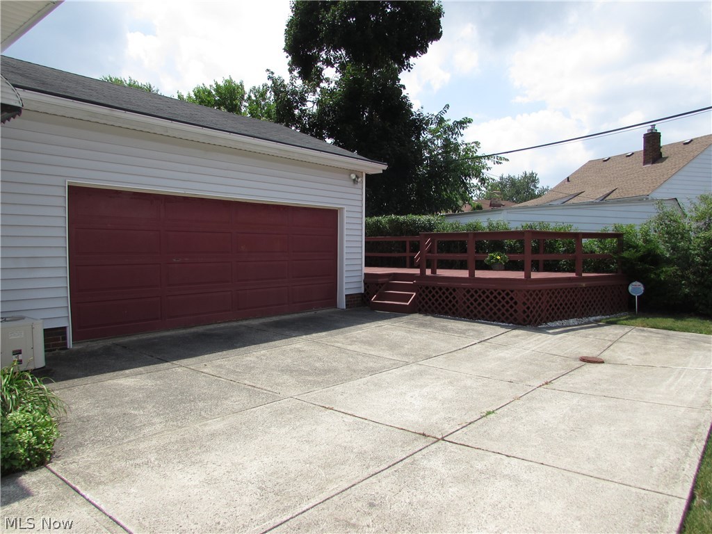 6090 Ridge Road Parma, OH 44129 - Photo 31 of 35