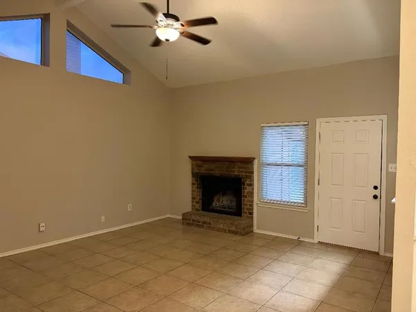 $1,650 | 610 Canterbury Street, Euless, TX 76039