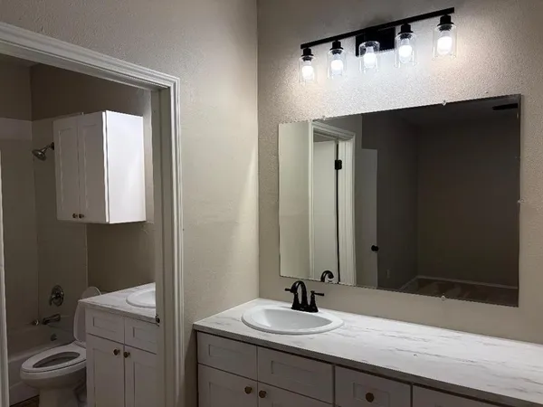 $1,650 | 610 Canterbury Street, Euless, TX 76039
