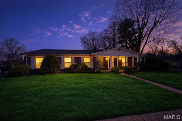 $250,000 | 3435 St Catherine Street, Florissant, MO 63033