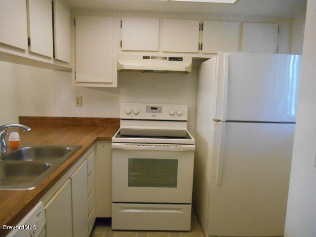 1720 Murrell Road, Unit 222 Rockledge, FL 32955 - Photo 7 of 12 Kitchen