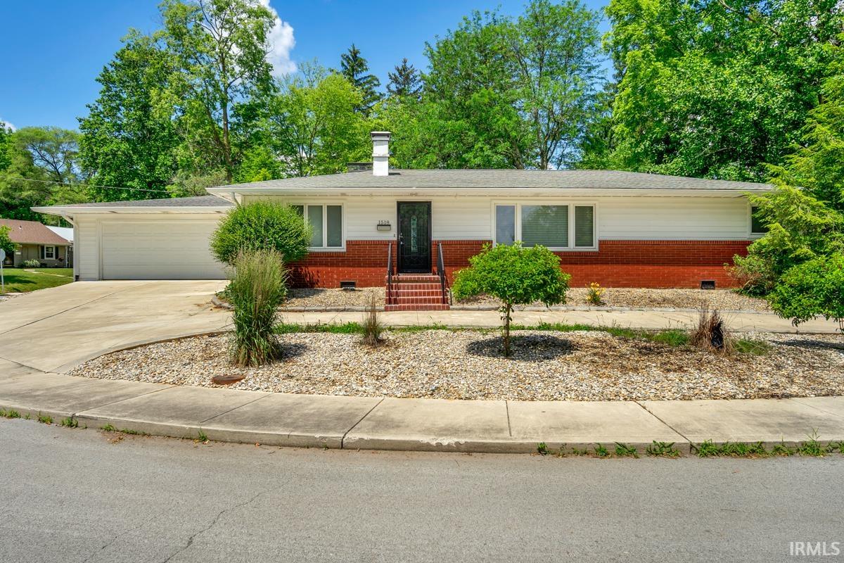 1518 Kingston Road Kokomo, IN 46901 - Photo 1 of 30 Gallery Image 1