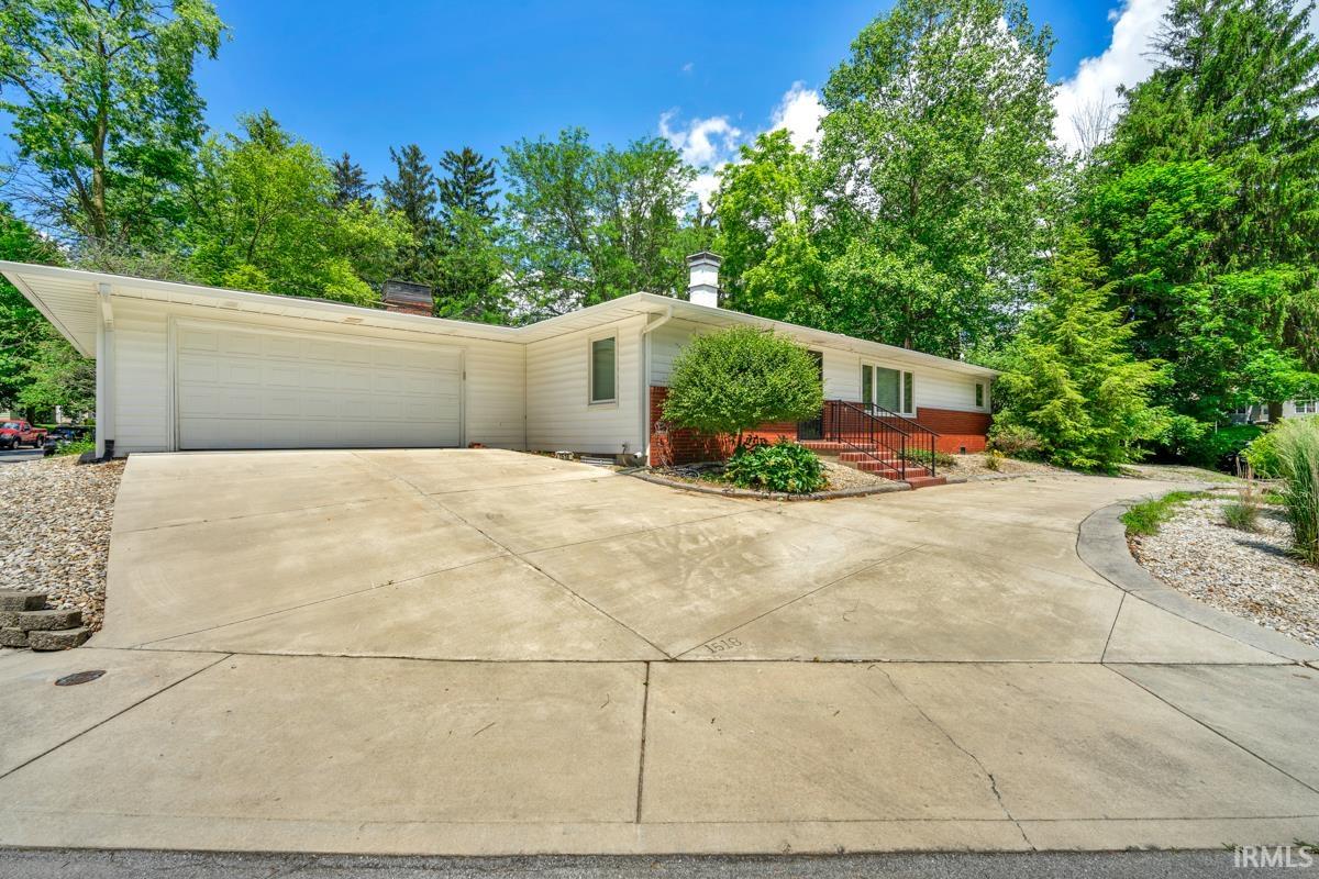 1518 Kingston Road Kokomo, IN 46901 - Photo 2 of 30 Gallery Image 2