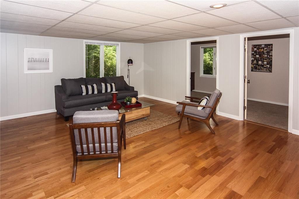 5854 Ravine Road Indianapolis, IN 46220 - Photo 12 of 25 Gallery Image 12
