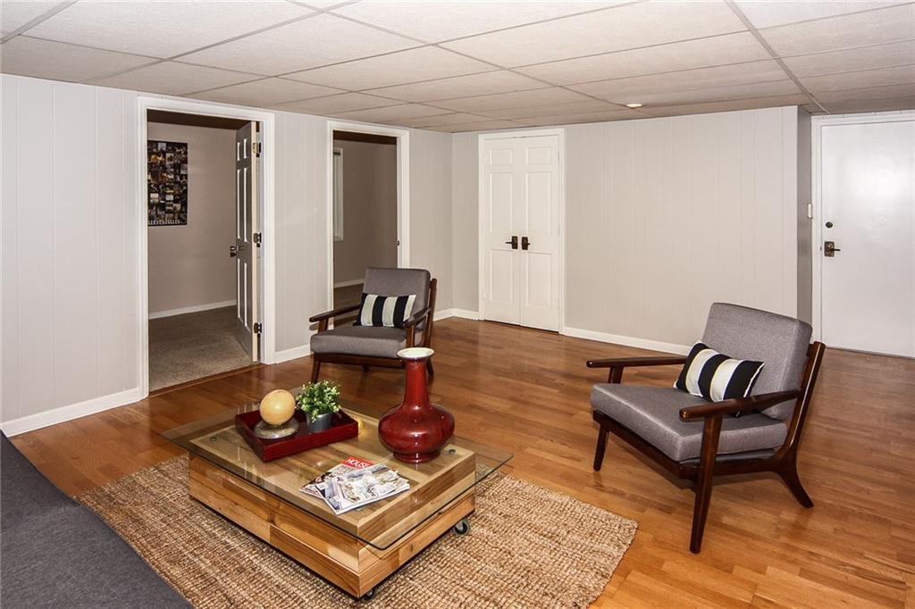 5854 Ravine Road Indianapolis, IN 46220 - Photo 13 of 25 Gallery Image 13