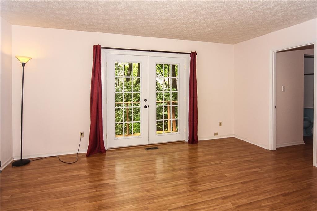 5854 Ravine Road Indianapolis, IN 46220 - Photo 15 of 25 Gallery Image 15